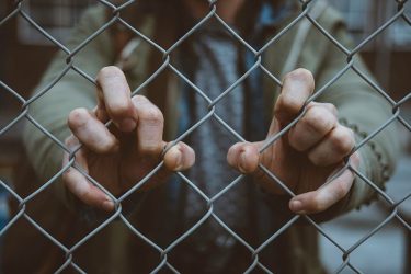 Hands_fence